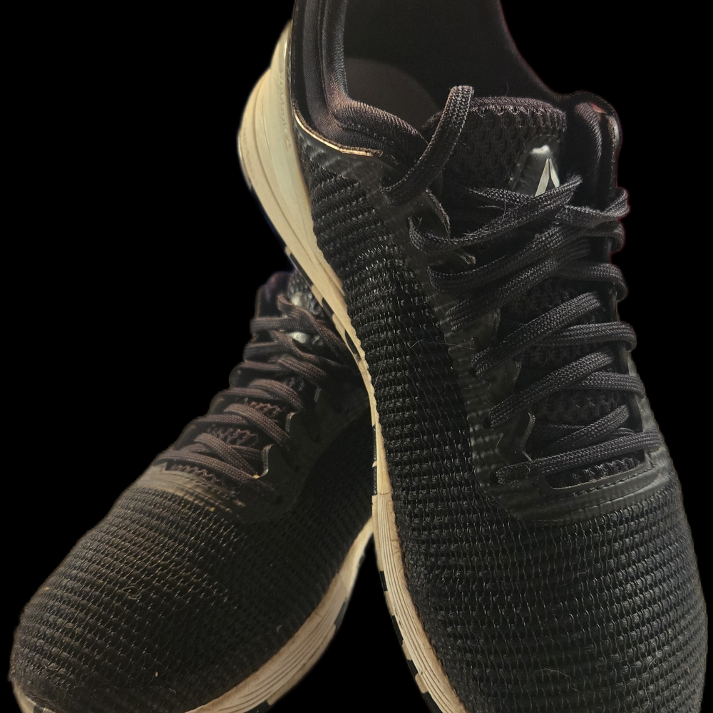 Pre-owned Women's Black Athletic Shoes, Sz 7